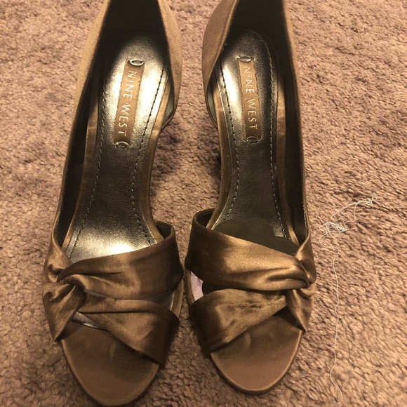 Nine West heels - Picture 2 of 2